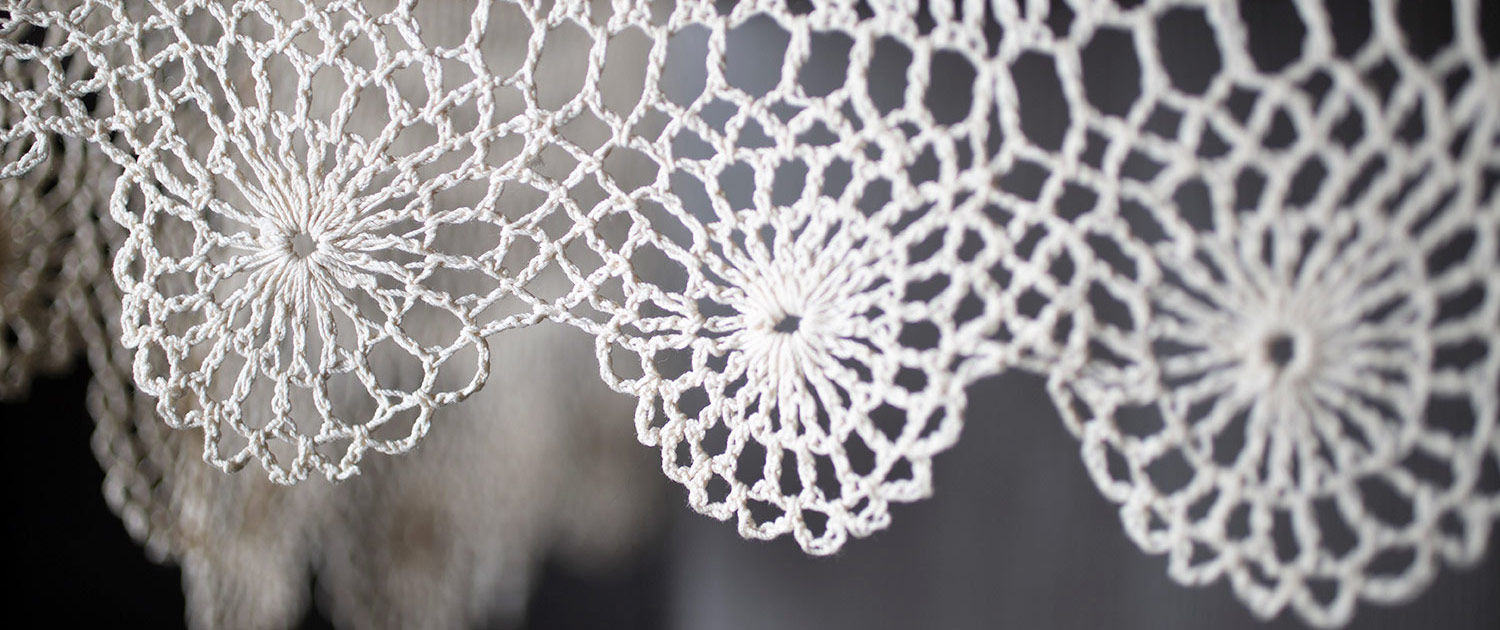 Heklanje tablecloth detail © 2019 Leslie Brienza Photography