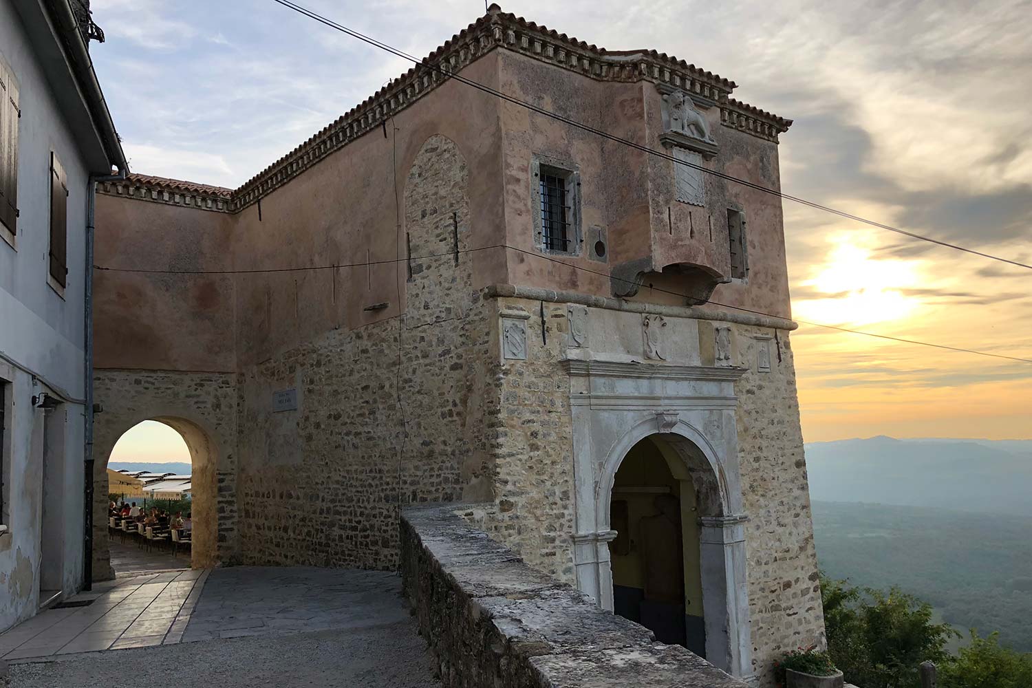 Twin Gates Motovun